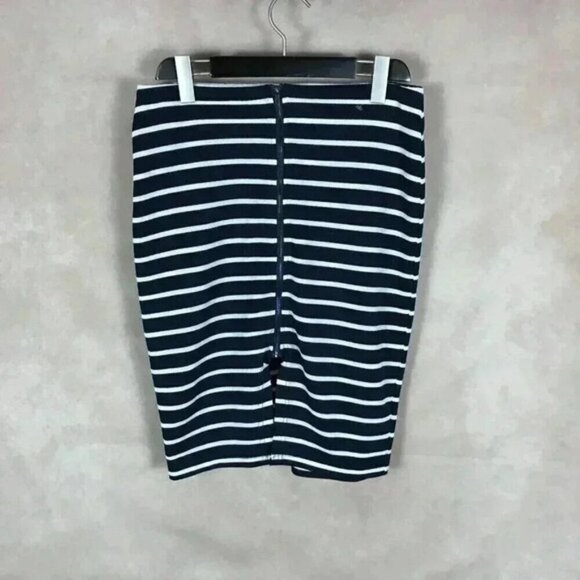 JOA LA Navy Striped Zip Front Pencil Skirt NWOT Size Large - Picture 4 of 11